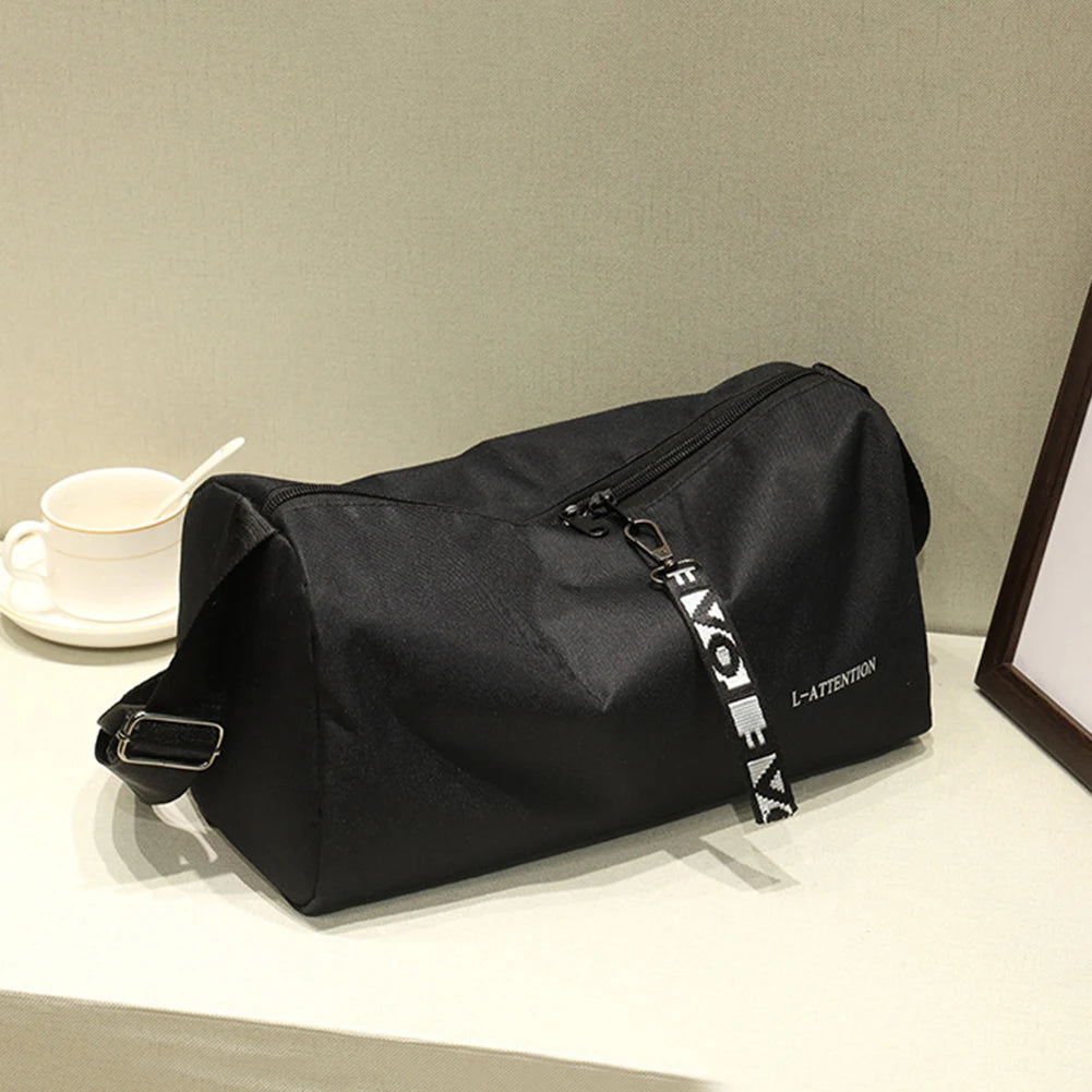 Portable Yoga Gym Sports Bag Multifunction Fashion Fitness Travel Handbag 600D Nylon Adjustable Strap for Weekend Training